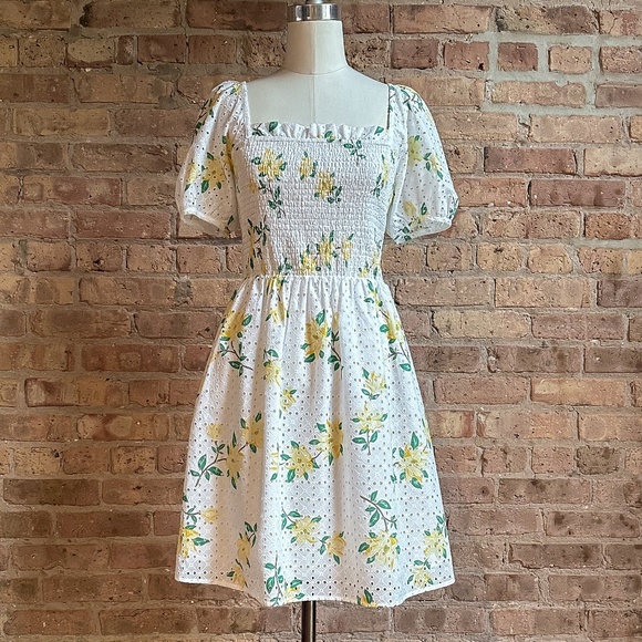 Draper James Dresses Bnwt Draper James Smocked Puff Sleeve Dress In